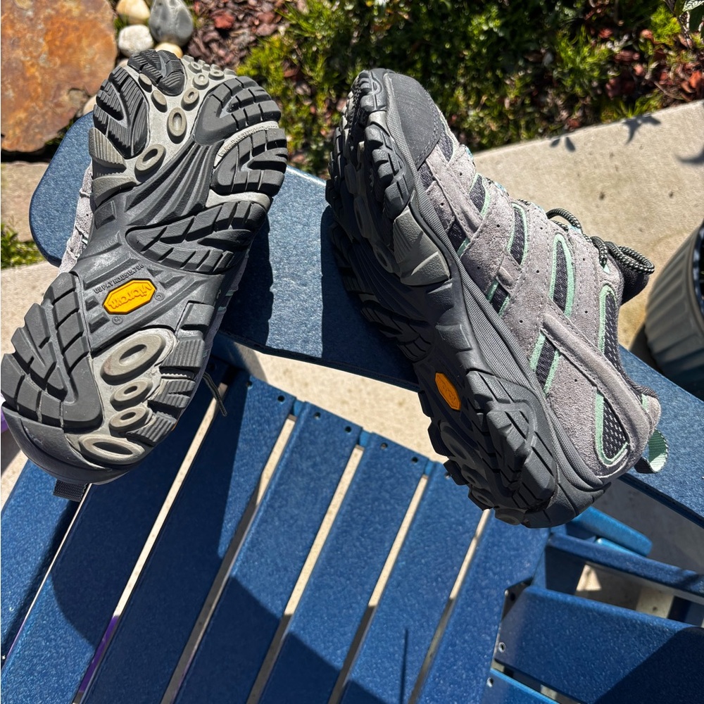 Merrell Waterproof Women's Gray and Mint Hiking or Trail Athletic Shoes - Picture 5 of 9